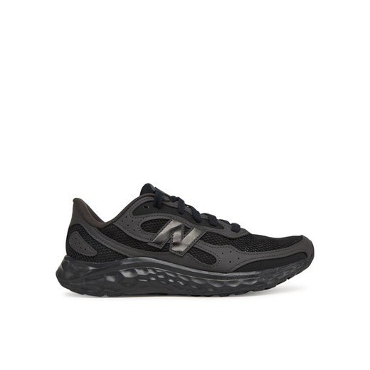 Buty do biegania New Balance Arishi MARISTX4 Czarny ze sklepu eobuwie.pl w kategorii Buty sportowe męskie - zdjęcie 184690595