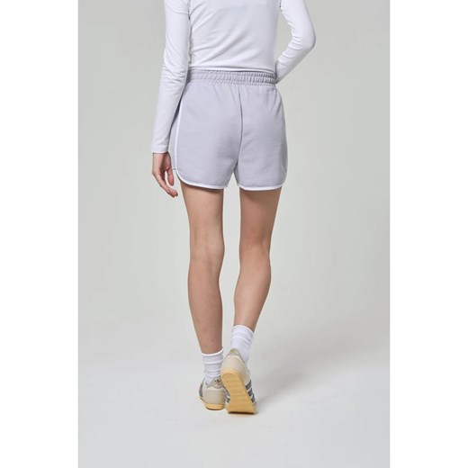 Bench Szorty dresowe &quot;Soliha&quot; w kolorze lawendowym Bench 42 okazja Limango Polska