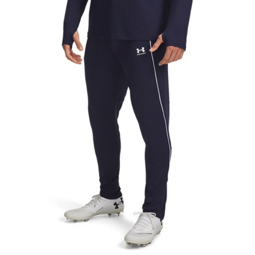 Męskie spodnie treningowe Under Armour UA M Challenger Training Pnt - granatowe ze sklepu Sportstylestory.com w kategorii Spodnie męskie - zdjęcie 184767259