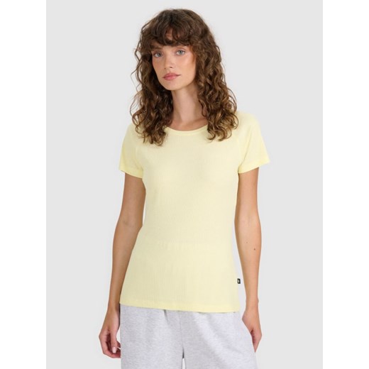 Damski t-shirt bez nadruku 4F 4FRSS25TTSHF2790 - żółty ze sklepu Sportstylestory.com w kategorii Bluzki damskie - zdjęcie 184767326