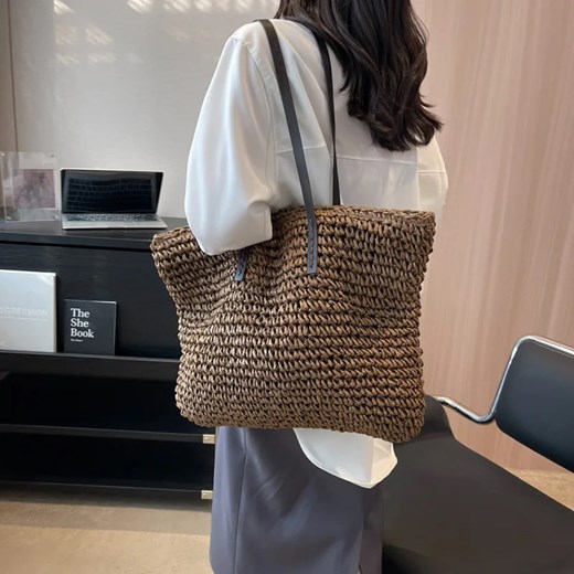 Słomiana torba shopper - Brązowy ze sklepu Intimica.pl w kategorii Torby letnie - zdjęcie 184774775