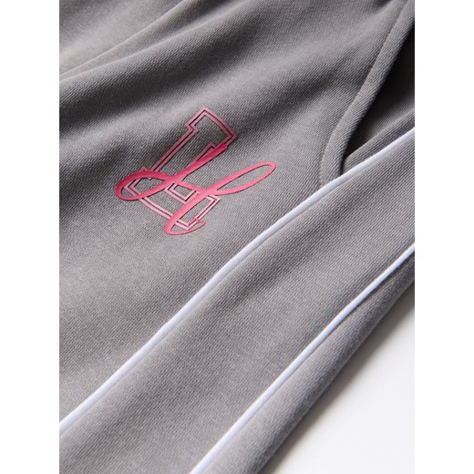 Reserved - Spodnie dresowe z lampasami - jasnoszary Reserved 134 (8 lat) Reserved