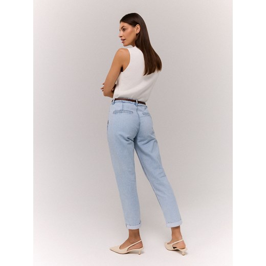 Mohito - Jeansy chino slim z paskiem - niebieski Mohito 38 Mohito
