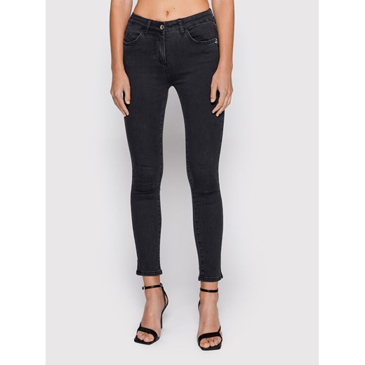 Patrizia Pepe Jeansy CP0509/D1HIN-K428 Czarny Slim Fit ze sklepu MODIVO w kategorii Jeansy damskie - zdjęcie 184780886