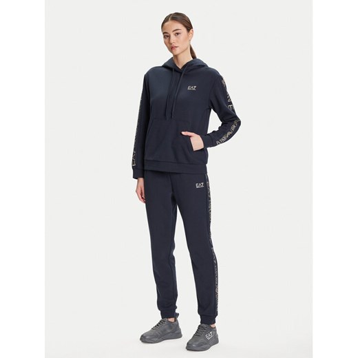 EA7 Emporio Armani Dres 7W000789 AF18880 MB235 Granatowy Regular Fit ze sklepu MODIVO w kategorii Dresy damskie - zdjęcie 184790319