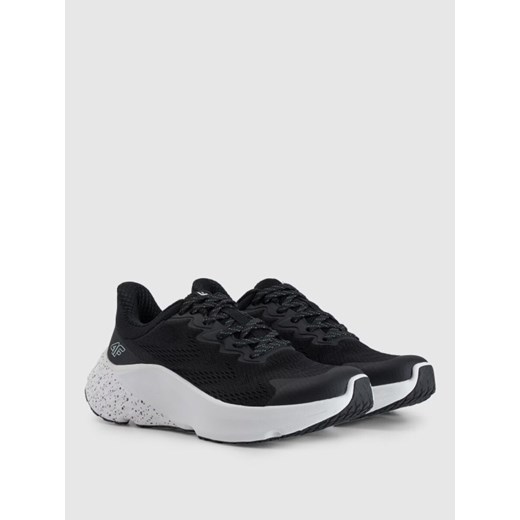Damskie buty do biegania 4F Freemove Elevated Mesh 4FRSS25FSPOF180 - czarne ze sklepu Sportstylestory.com w kategorii Buty sportowe damskie - zdjęcie 184795837