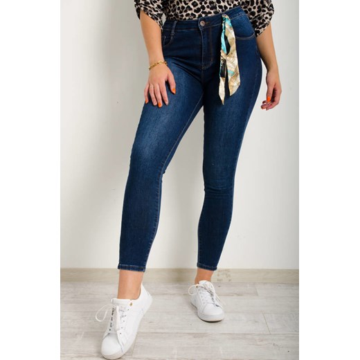 SPODNIE JEANSOWE PUSH UP Z OZDOBNĄ WSTĄŻKĄ ze sklepu olika.com.pl w kategorii Jeansy damskie - zdjęcie 184809069
