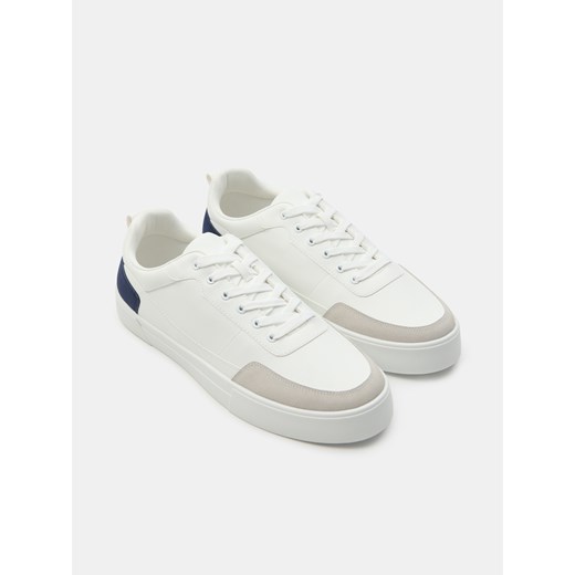 Sinsay - Trampki sznurowane - biały Sinsay 44 Sinsay