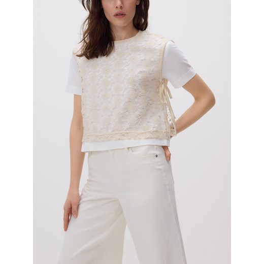 Reserved - T-shirt z ażurowym wzorem - biały ze sklepu Reserved w kategorii Bluzki damskie - zdjęcie 184820486