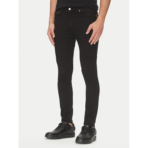 Calvin Klein Jeans Jeansy J30J323694 Czarny Super Skinny Fit ze sklepu MODIVO w kategorii Jeansy męskie - zdjęcie 184840787