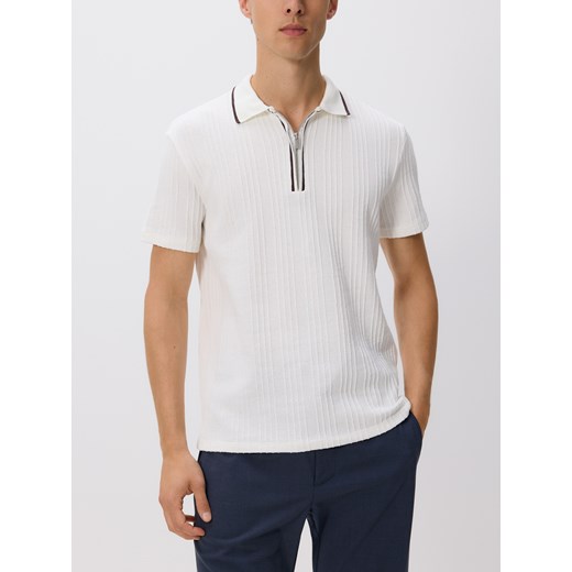 Reserved - Strukturalne polo regular fit - złamana biel ze sklepu Reserved w kategorii T-shirty męskie - zdjęcie 184848359