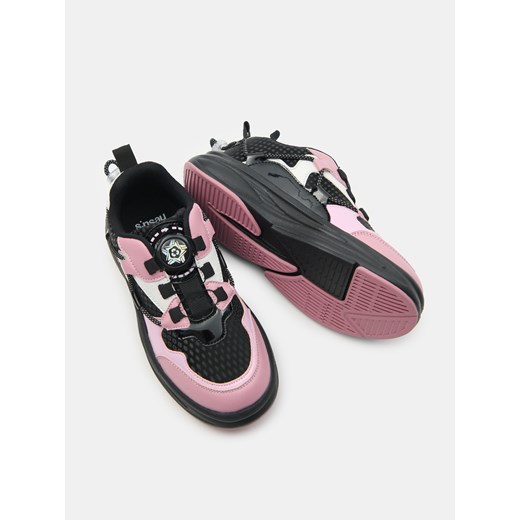 Sinsay - Kolorowe sneakersy na grubej podeszwie - czarny Sinsay 34 Sinsay