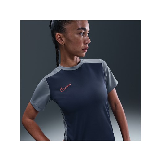 Damska koszulka piłkarska Dri-FIT Nike Academy - Niebieski ze sklepu Nike poland w kategorii Bluzki damskie - zdjęcie 184862797