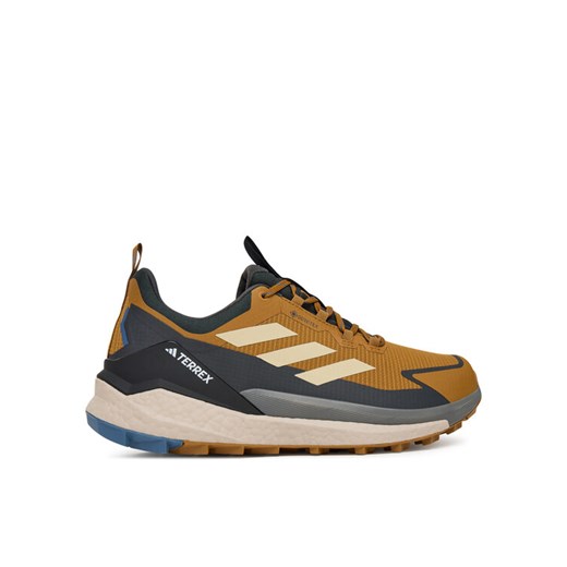 Trekkingi adidas Terrex Free Hiker 2.0 Low Gore-Tex JP5611 Brązowy ze sklepu eobuwie.pl w kategorii Buty trekkingowe męskie - zdjęcie 184882696