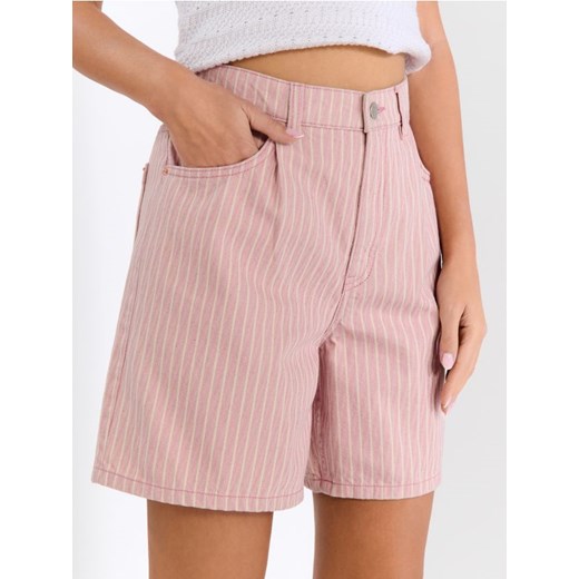 Sinsay - Szorty jeansowe high waist w paski - różowy ze sklepu Sinsay w kategorii Szorty - zdjęcie 184915657