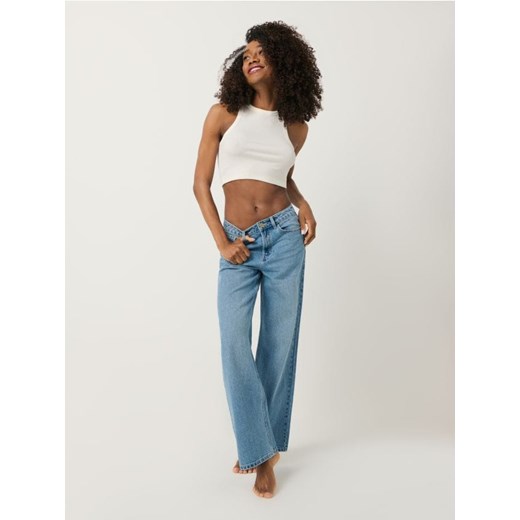 Sinsay - Jeansy high waist - niebieski ze sklepu Sinsay w kategorii Jeansy damskie - zdjęcie 184915976