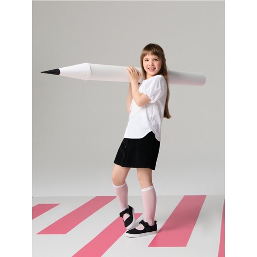 Sinsay - Sztruksowa spódnia z kieszeniami w serca - czarny - id: WK027-99X - marki Sinsay - 184916047 Sinsay - Sztruksowa spódnia z kieszeniami w serca - czarny ze sklepu Sinsay w kategorii Spódnice dziewczęce - zdjęcie 184916047