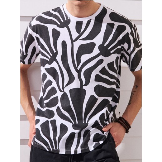 Sinsay - Koszulka z motywem allover - biały ze sklepu Sinsay w kategorii T-shirty męskie - zdjęcie 184923889