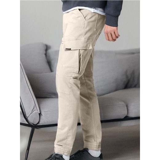 Sinsay - Jeansy regular jogger fit - beżowy ze sklepu Sinsay w kategorii Jeansy męskie - zdjęcie 184941008