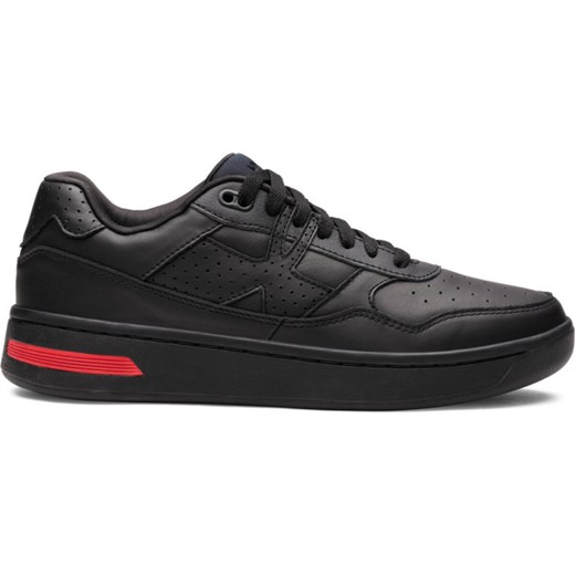 Męskie sneakersy Under Armour UA Court 96 - czarne ze sklepu Sportstylestory.com w kategorii Buty sportowe męskie - zdjęcie 184941215