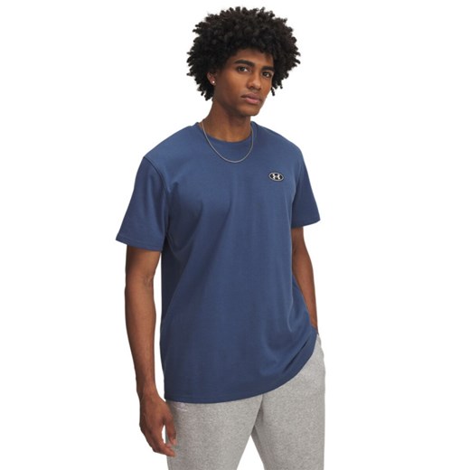 Męski t-shirt z nadrukiem Under Armour UA Hw Lc Patch SS - niebieski ze sklepu Sportstylestory.com w kategorii T-shirty męskie - zdjęcie 184941246