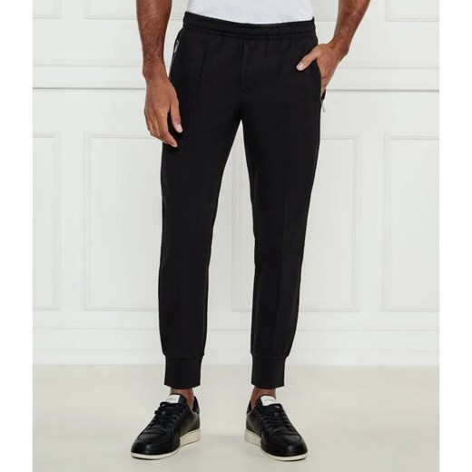 Emporio Armani Spodnie dresowe | Slim Fit ze sklepu Gomez Fashion Store w kategorii Spodnie męskie - zdjęcie 184947188
