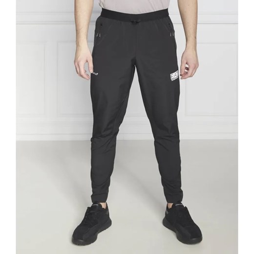 EA7 Spodnie dresowe | Slim Fit ze sklepu Gomez Fashion Store w kategorii Spodnie męskie - zdjęcie 184947679