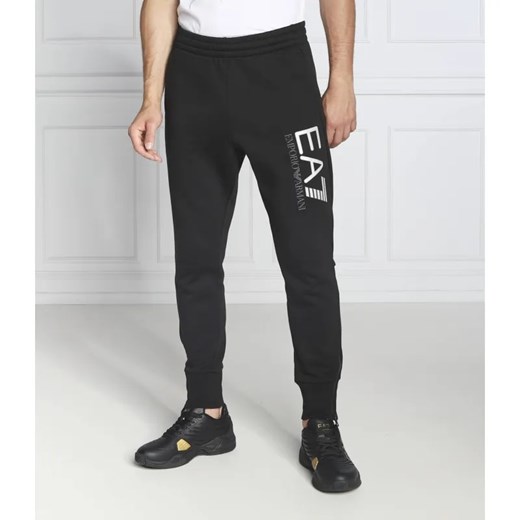 EA7 Spodnie dresowe | Regular Fit ze sklepu Gomez Fashion Store w kategorii Spodnie męskie - zdjęcie 184948356
