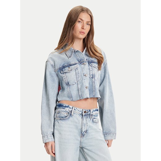 Tommy Jeans Kurtka jeansowa DW0DW21063 Niebieski Relaxed Fit ze sklepu MODIVO w kategorii Kurtki damskie - zdjęcie 184957428