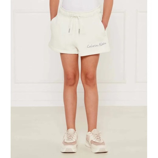 Calvin Klein Jeans Szorty | Regular Fit ze sklepu Gomez Fashion Store w kategorii Spodenki dziewczęce - zdjęcie 184959969