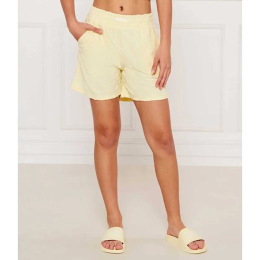 GUESS ACTIVE Szorty | Regular Fit ze sklepu Gomez Fashion Store w kategorii Spodenki dziewczęce - zdjęcie 184960048