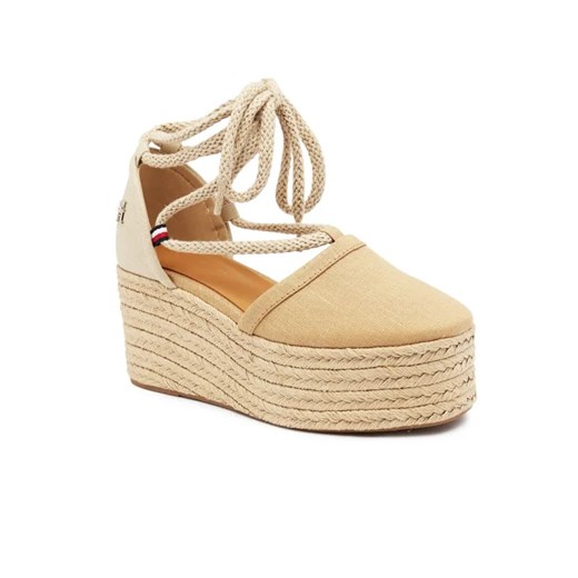 Tommy Hilfiger Sandały | z dodatkiem skóry ze sklepu Gomez Fashion Store w kategorii Sandały damskie - zdjęcie 184962978