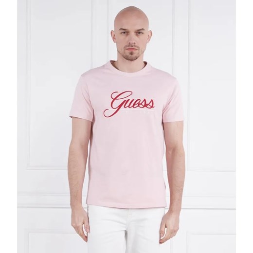 GUESS T-shirt SS CN GUESS 3D EMBRO | Regular Fit ze sklepu Gomez Fashion Store w kategorii T-shirty męskie - zdjęcie 184970897