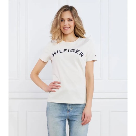 Tommy Hilfiger T-shirt REG HILFIGER VARSITY EMB C-NK SS | Slim Fit ze sklepu Gomez Fashion Store w kategorii Bluzki damskie - zdjęcie 184972756