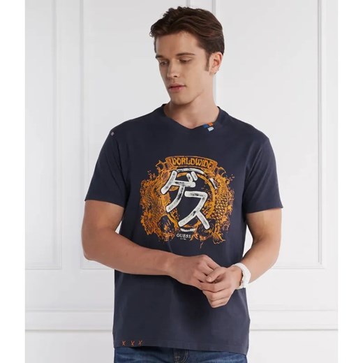 GUESS T-shirt JAPANESE IDEOG | Regular Fit ze sklepu Gomez Fashion Store w kategorii T-shirty męskie - zdjęcie 184979885
