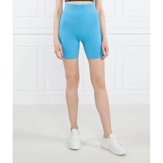 Calvin Klein Jeans kolarki logo tape milano | slim fit ze sklepu Gomez Fashion Store w kategorii Szorty - zdjęcie 184991767