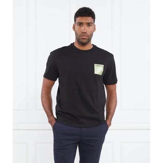 Calvin Klein T-shirt ELEMENTA PHOTO BACK PRINT TEE ze sklepu Gomez Fashion Store w kategorii T-shirty męskie - zdjęcie 184994018