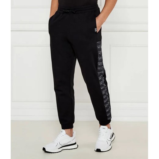 EA7 Spodnie dresowe | Regular Fit ze sklepu Gomez Fashion Store w kategorii Spodnie męskie - zdjęcie 184994238