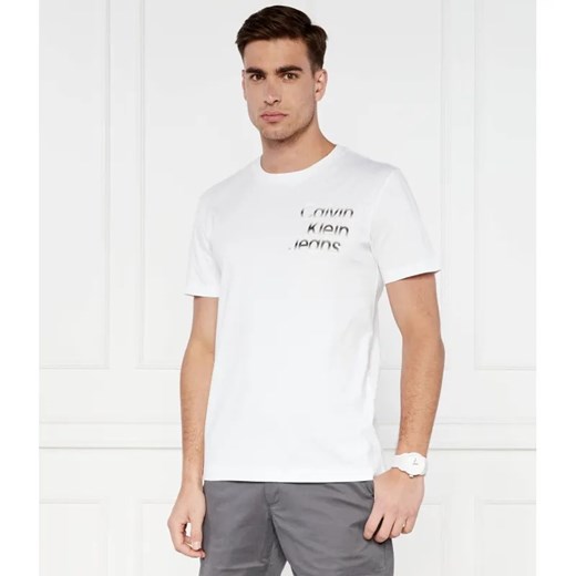 Calvin Klein Jeans T-shirt DIFFUSED STACKED | Regular Fit ze sklepu Gomez Fashion Store w kategorii T-shirty męskie - zdjęcie 184995637