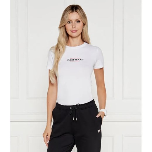 Guess Jeans T-shirt AMERICAN | Slim Fit ze sklepu Gomez Fashion Store w kategorii Bluzki damskie - zdjęcie 184996105