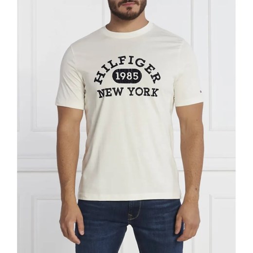 Tommy Hilfiger T-shirt MONOTYPE COLLEGIATE TEE | Regular Fit ze sklepu Gomez Fashion Store w kategorii T-shirty męskie - zdjęcie 184998979