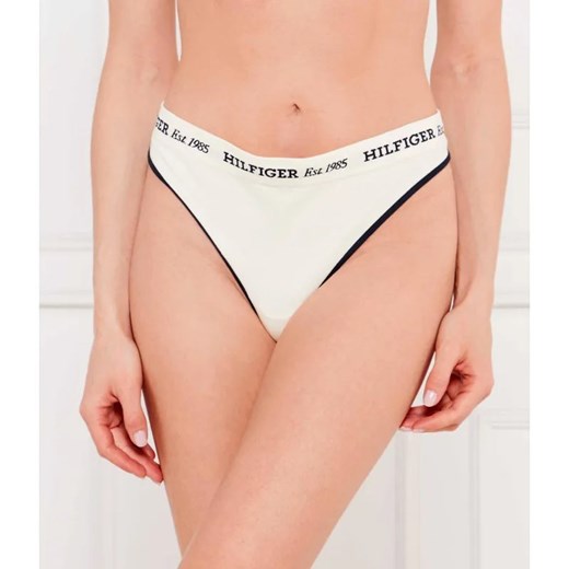 Tommy Hilfiger Stringi ze sklepu Gomez Fashion Store w kategorii Majtki damskie - zdjęcie 185000965