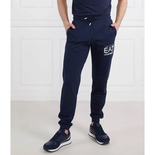 EA7 Spodnie dresowe | Regular Fit ze sklepu Gomez Fashion Store w kategorii Spodnie męskie - zdjęcie 185001285