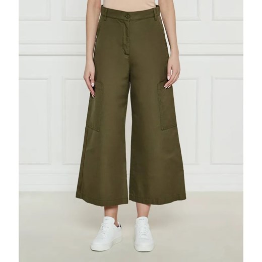 Weekend MaxMara Spodnie QUIZ | flare fit ze sklepu Gomez Fashion Store w kategorii Spodnie damskie - zdjęcie 185001728