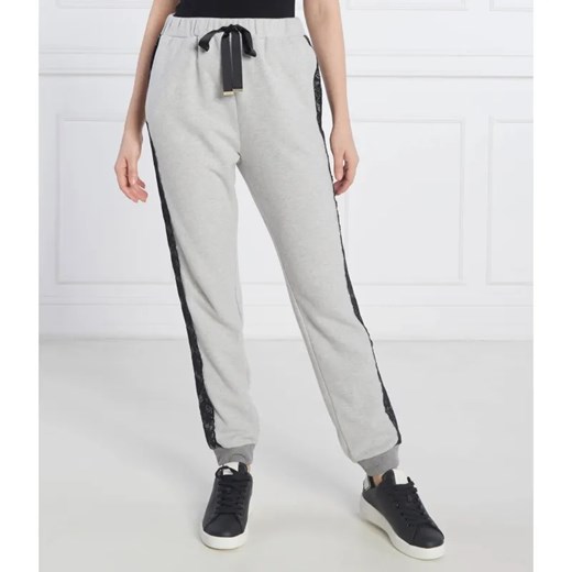 Liu Jo Rose Spodnie dresowe | Regular Fit ze sklepu Gomez Fashion Store w kategorii Spodnie damskie - zdjęcie 185003729