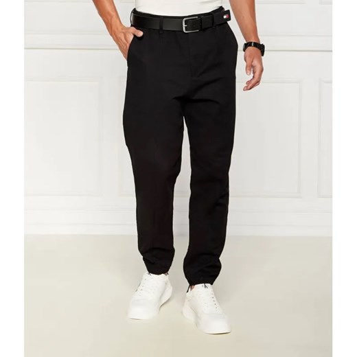 Armani Exchange Spodnie jogger | Regular Fit ze sklepu Gomez Fashion Store w kategorii Spodnie męskie - zdjęcie 185004508