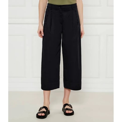 Marc Cain Spodnie WARIN | flare fit ze sklepu Gomez Fashion Store w kategorii Spodnie damskie - zdjęcie 185005116