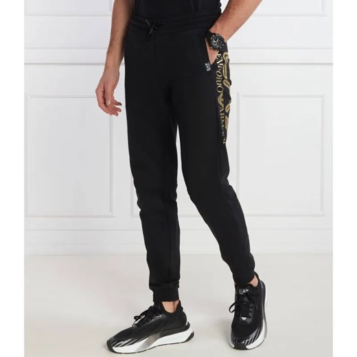EA7 Spodnie dresowe | Regular Fit ze sklepu Gomez Fashion Store w kategorii Spodnie męskie - zdjęcie 185005258