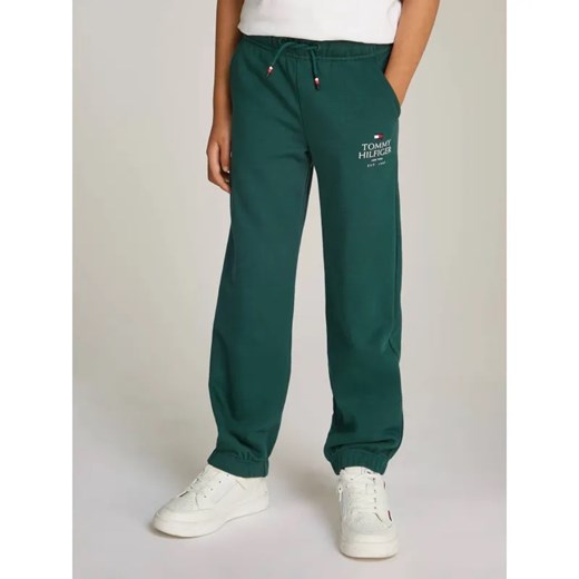 Tommy Hilfiger Spodnie dresowe | Regular Fit ze sklepu Gomez Fashion Store w kategorii Spodnie chłopięce - zdjęcie 185006456