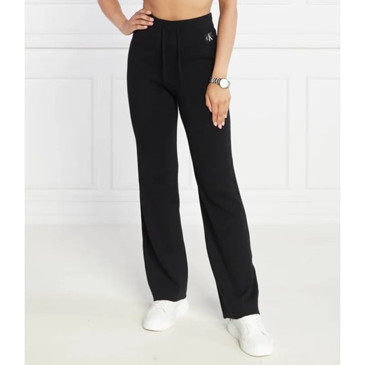 Calvin Klein Jeans Spodnie dresowe STRAIGHT KNITTED | Regular Fit ze sklepu Gomez Fashion Store w kategorii Spodnie damskie - zdjęcie 185007819